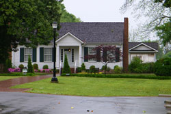 tuscumbia alabama ivy green helen keller