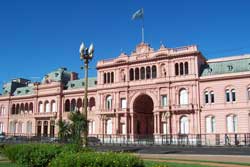 casa rosada at plaza de mayo buenos aires argentina