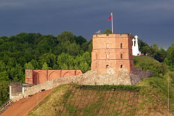 gediminas tower ruins castle hill old town vilnius