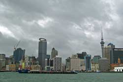 auckland new zealand skyline