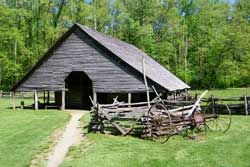 oconaluftee mountain farm museum